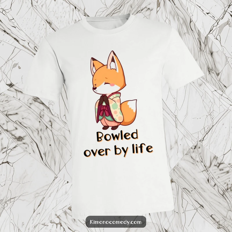 Funny Kawaii Fox T-Shirt: A smiling fox in a colorful kimono bowing gracefully, a humorous and cute addition to any outfit.